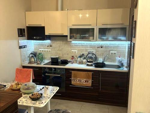 квартира за адресою Автозаводська вул., 29-А