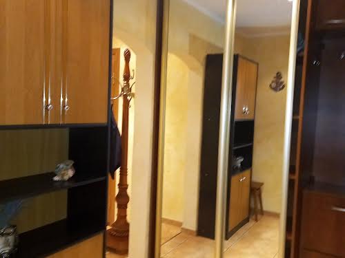 квартира за адресою Бережанська вул., 13