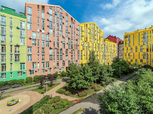квартира за адресою Регенераторна вул., 4 к2