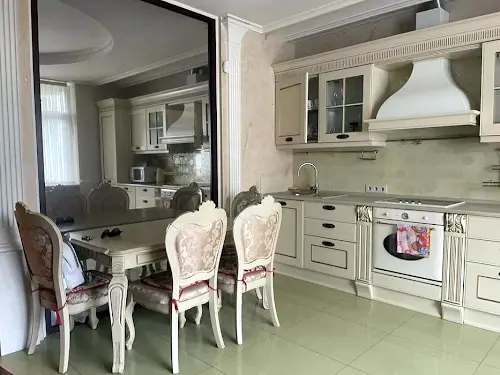 квартира за адресою Старонаводницька вул., 6-Б
