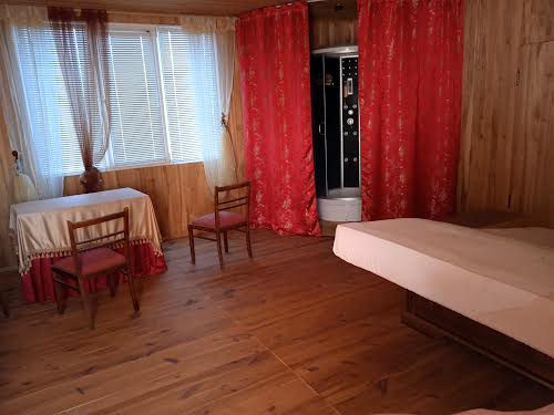 будинок за адресою с. Пустоварівка, Горького, 48