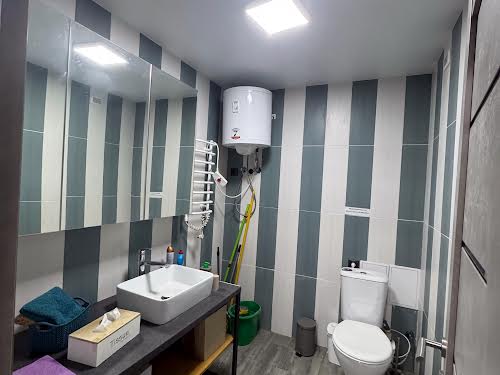 комерційна за адресою с. Гора, Центральна вул., 51в