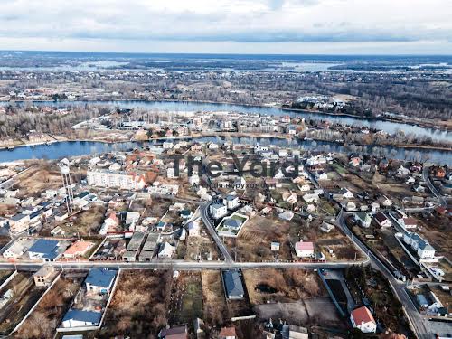 будинок за адресою Набережна вул., 7а