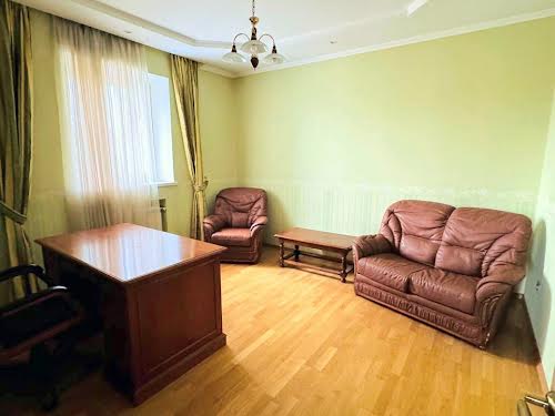 квартира за адресою Михайлівська вул., 24б 