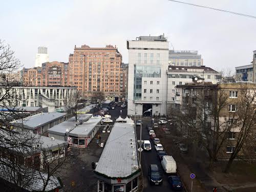 квартира за адресою Євгена Гуцала пров. (Кутузова), 3