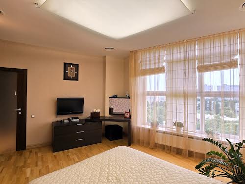 квартира за адресою Петра Болбочана вул. (Клапцова), 52