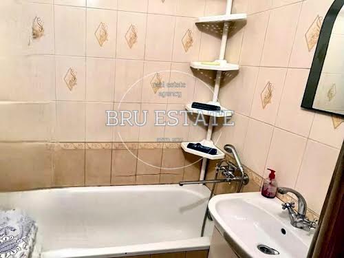 квартира за адресою Тростянецька вул., 8