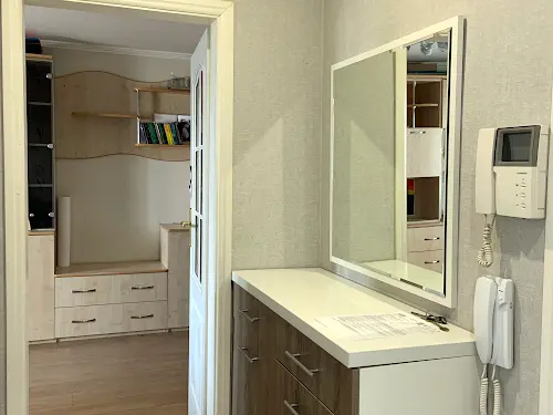 квартира за адресою Автозаводська вул., 17