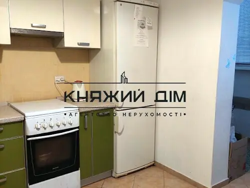 квартира за адресою Київ, Григорія Ващенка вул., 3