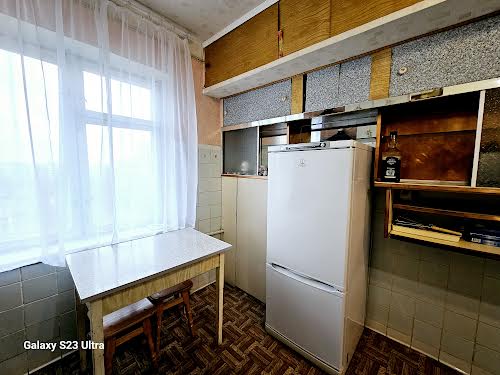квартира за адресою Київ, Братиславська вул., 40А