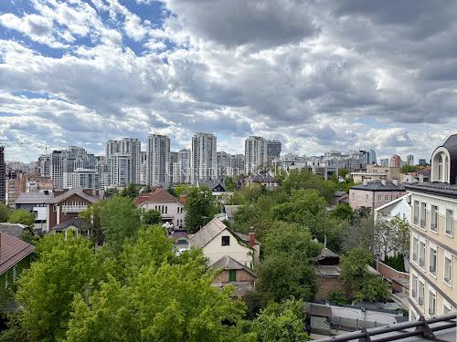 квартира за адресою Володимира Короткевича вул. (Добролюбова), 4