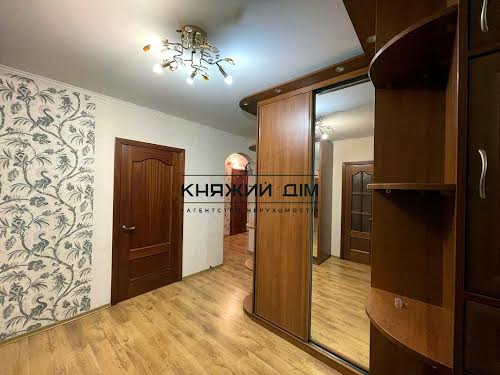 квартира за адресою Драгоманова вул., 8-А