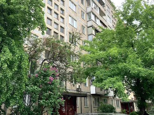 квартира за адресою Автозаводська вул., 17