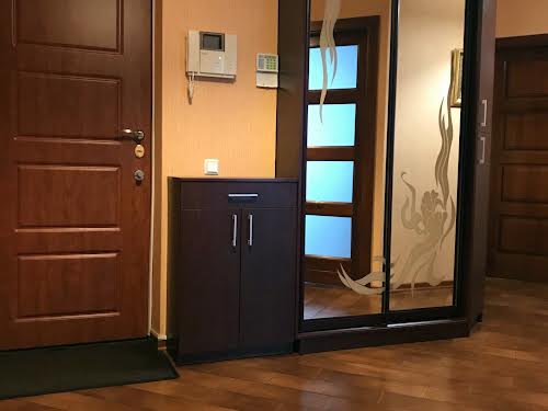 квартира за адресою Макіївська вул., 8