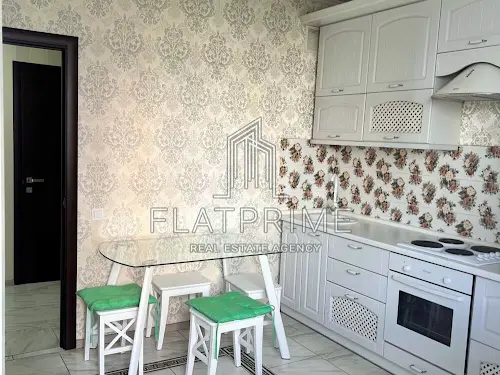 квартира по адресу Драгоманова ул., 2-А