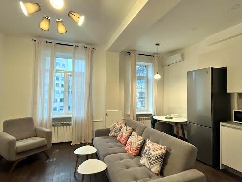 квартира за адресою Рейтарська вул., 30