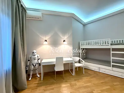 квартира по адресу Лисенка ул., 8