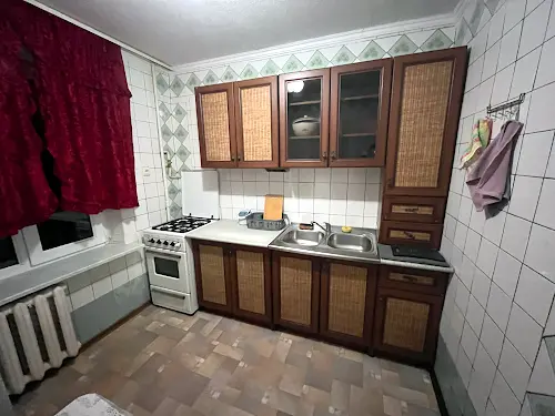 квартира по адресу Днепроводская ул., 3