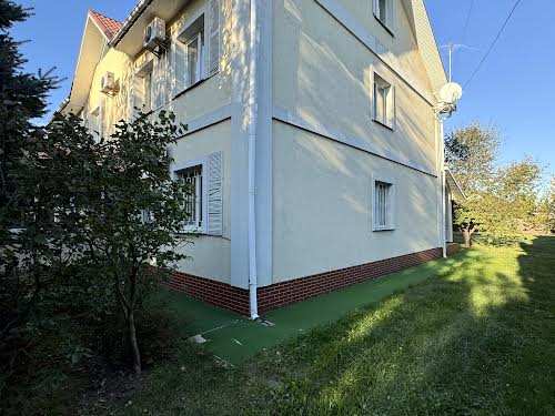 комерційна за адресою с. Софіївська борщагівка, Зоряна вул., 8