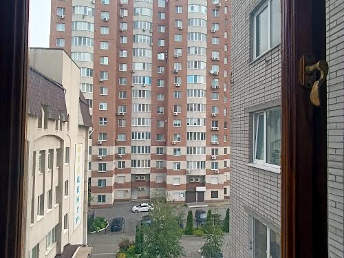 квартира за адресою Володимира Антоновича вул. (Свердлова), 4