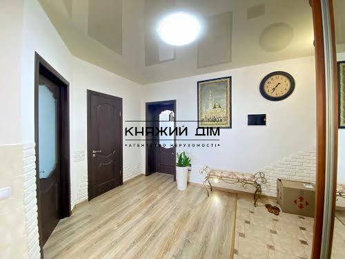 квартира за адресою Миру вул., 11-А