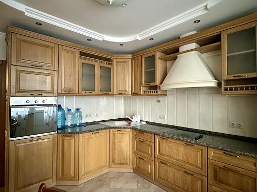 квартира по адресу Елизаветы Чавдар ул., 1