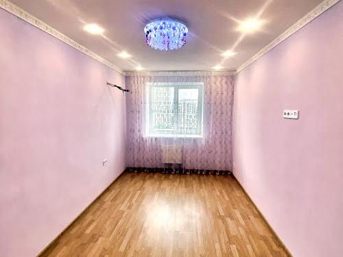 квартира за адресою Патріарха Мстислава Скрипника вул., 48-А