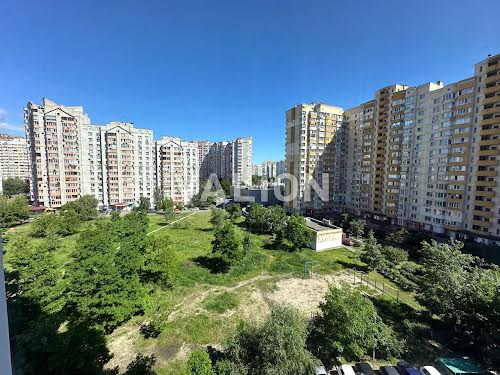 квартира за адресою Петра Григоренка просп., 28-А
