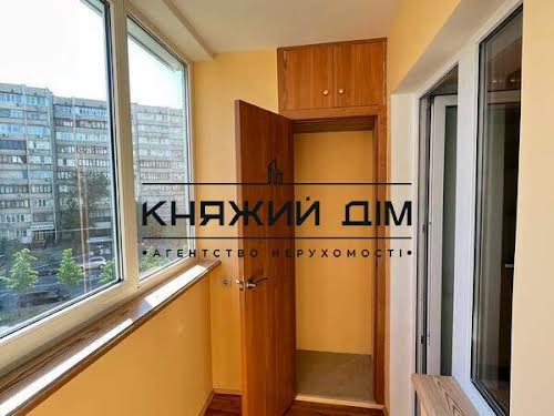 квартира за адресою Драгоманова вул., 44А
