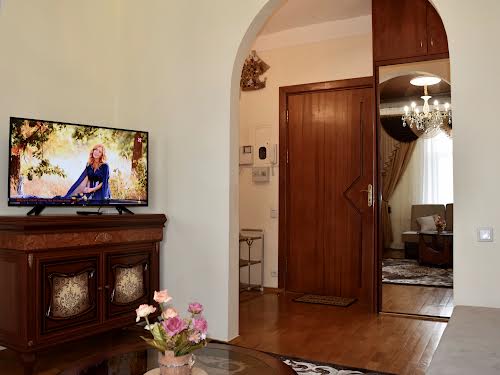 квартира за адресою Євгена Гуцала пров. (Кутузова), 3