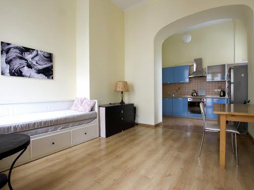 квартира за адресою Рейтарська вул., 25