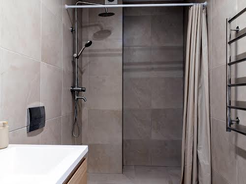 квартира за адресою Новомостицька вул., 15