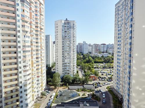 квартира за адресою Олени Пчілки вул., 8