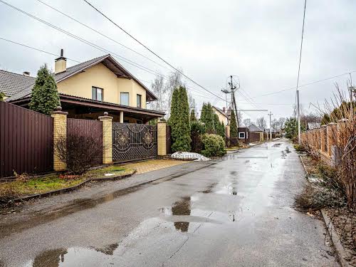 дом по адресу с. Петропавловское (Петровское), Переяславська