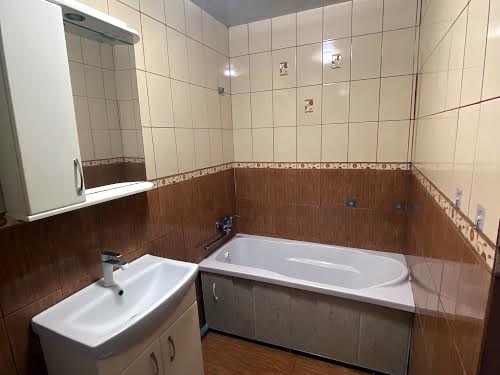 квартира за адресою Миколаївська вул., 142