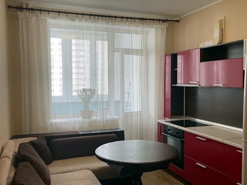 квартира за адресою Драгоманова, 6а