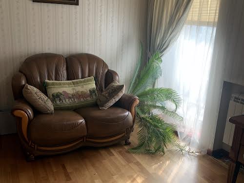 дом по адресу с. Новоселки, Академический пер., 15
