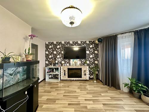 квартира за адресою Теплична вул., 38