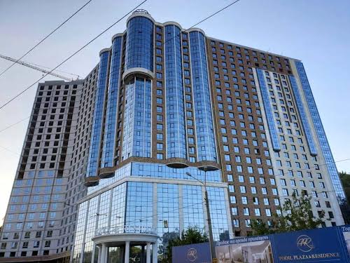 комерційна за адресою Глибочицька вул., 73
