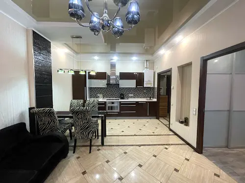 квартира за адресою Панаса Мирного вул., 20
