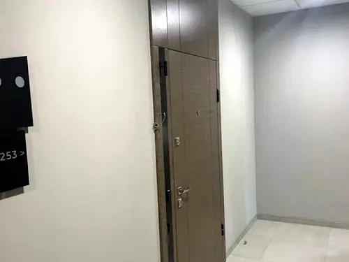квартира за адресою Салютна вул., 2к18