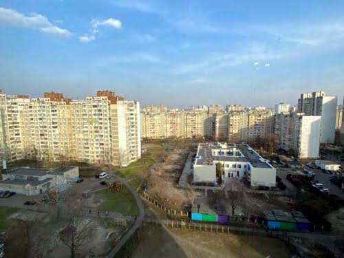квартира по адресу Ревуцкого ул., 18-А