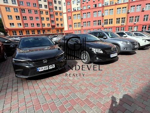 комерційна за адресою Глибочицька вул., 17-Д