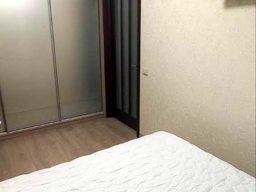 квартира за адресою Святослава Хороброго вул., 8