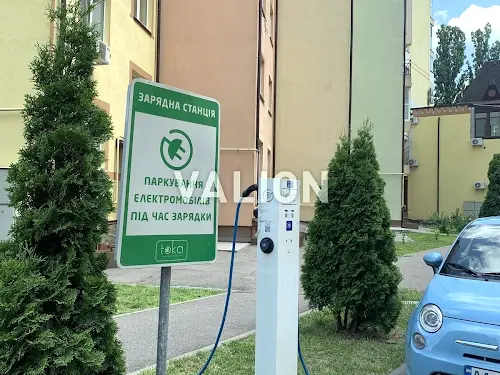 квартира за адресою Академіка Лебедєва вул., 1