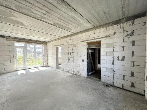 будинок за адресою с. Нові Петрівці, 4-а Будівельників, 16