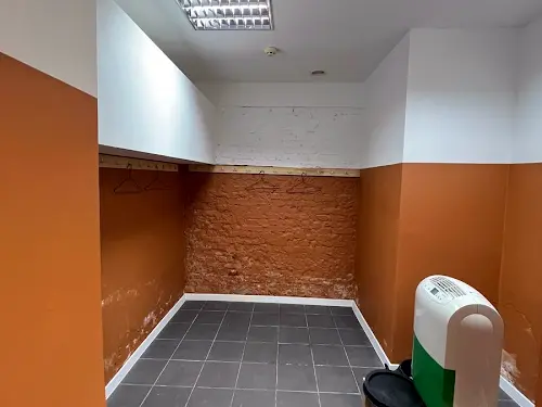 комерційна за адресою Софіївська вул., 21Б