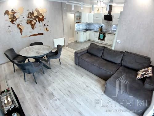 квартира за адресою Регенераторна вул., 4