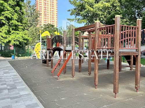 квартира за адресою Київ, Святошинська пл., 1