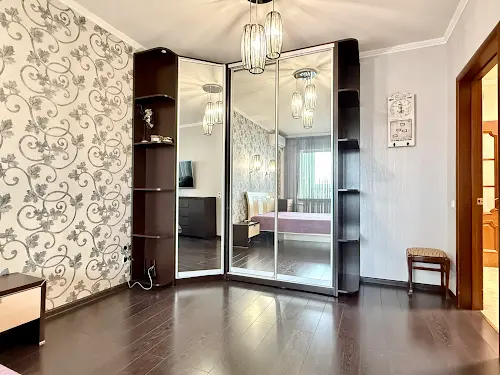 квартира за адресою Оноре де Бальзака вул., 83/2